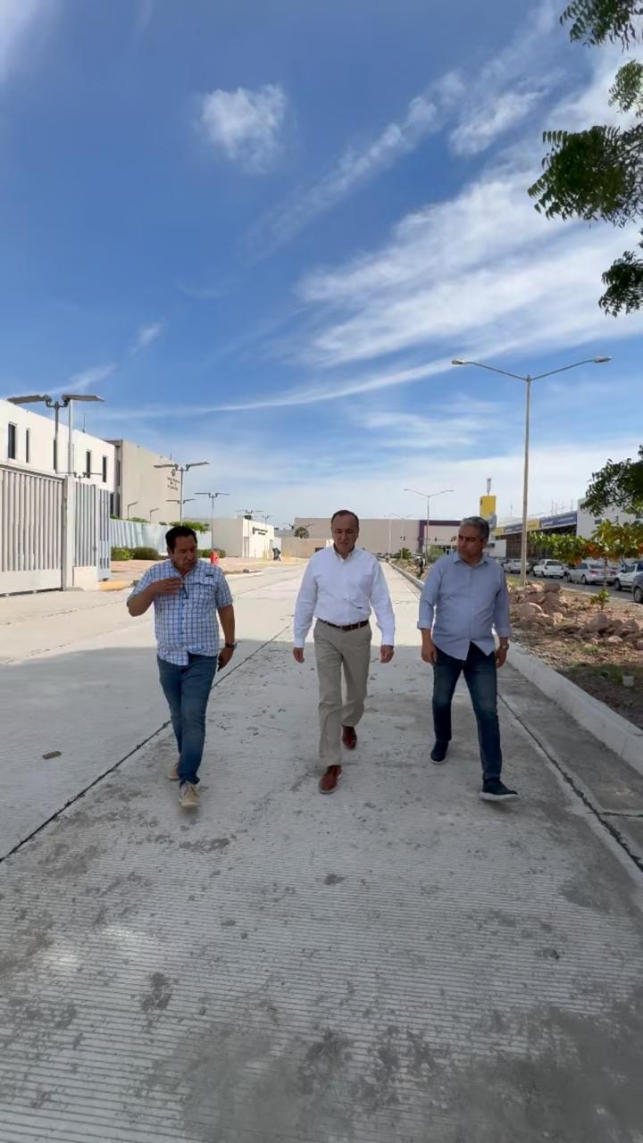 Alcalde Antonio Menéndez supervisa obras en la colonia 28 de Junio y el bulevar Zacarías Ochoa.