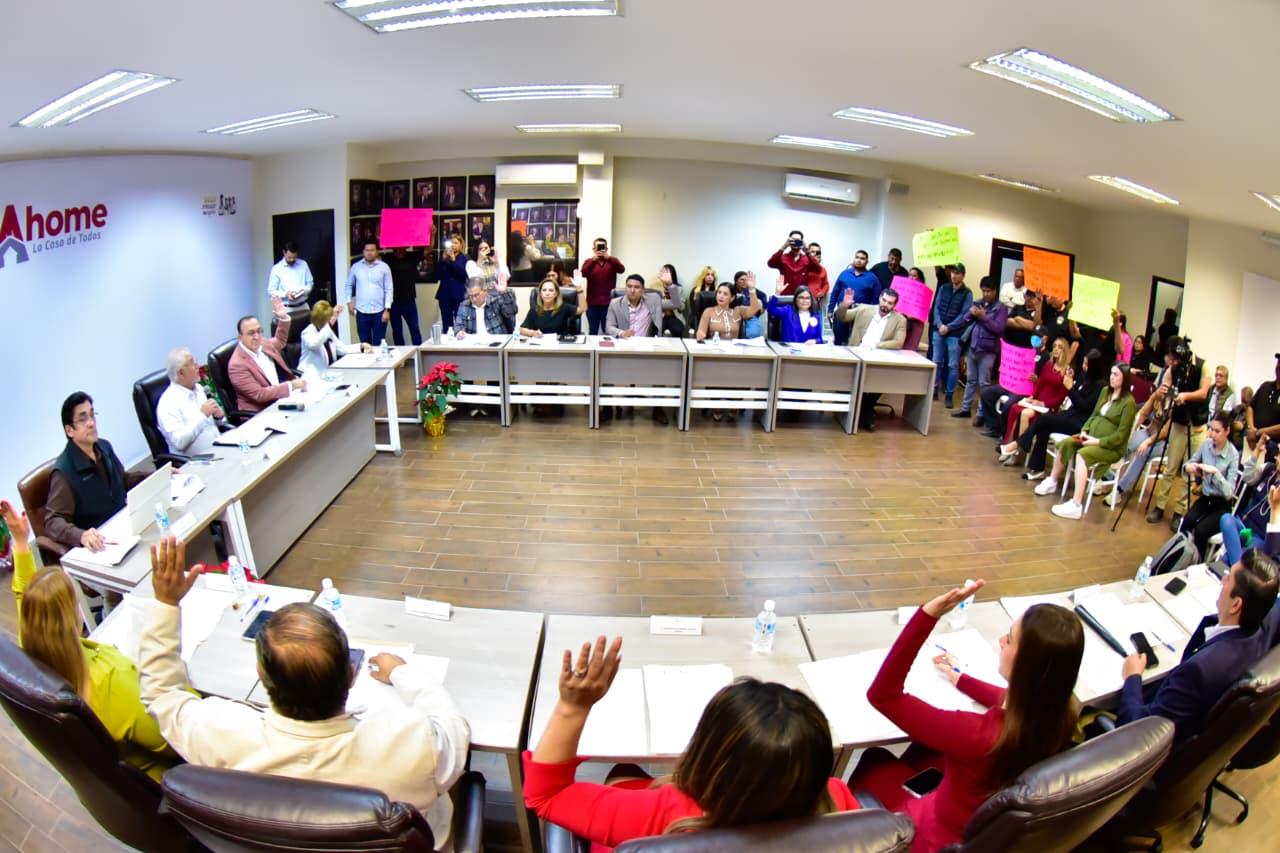 Llama Alcalde Antonio Menéndez a festejar en orden y con precaución la Navidad y Año Nuevo.