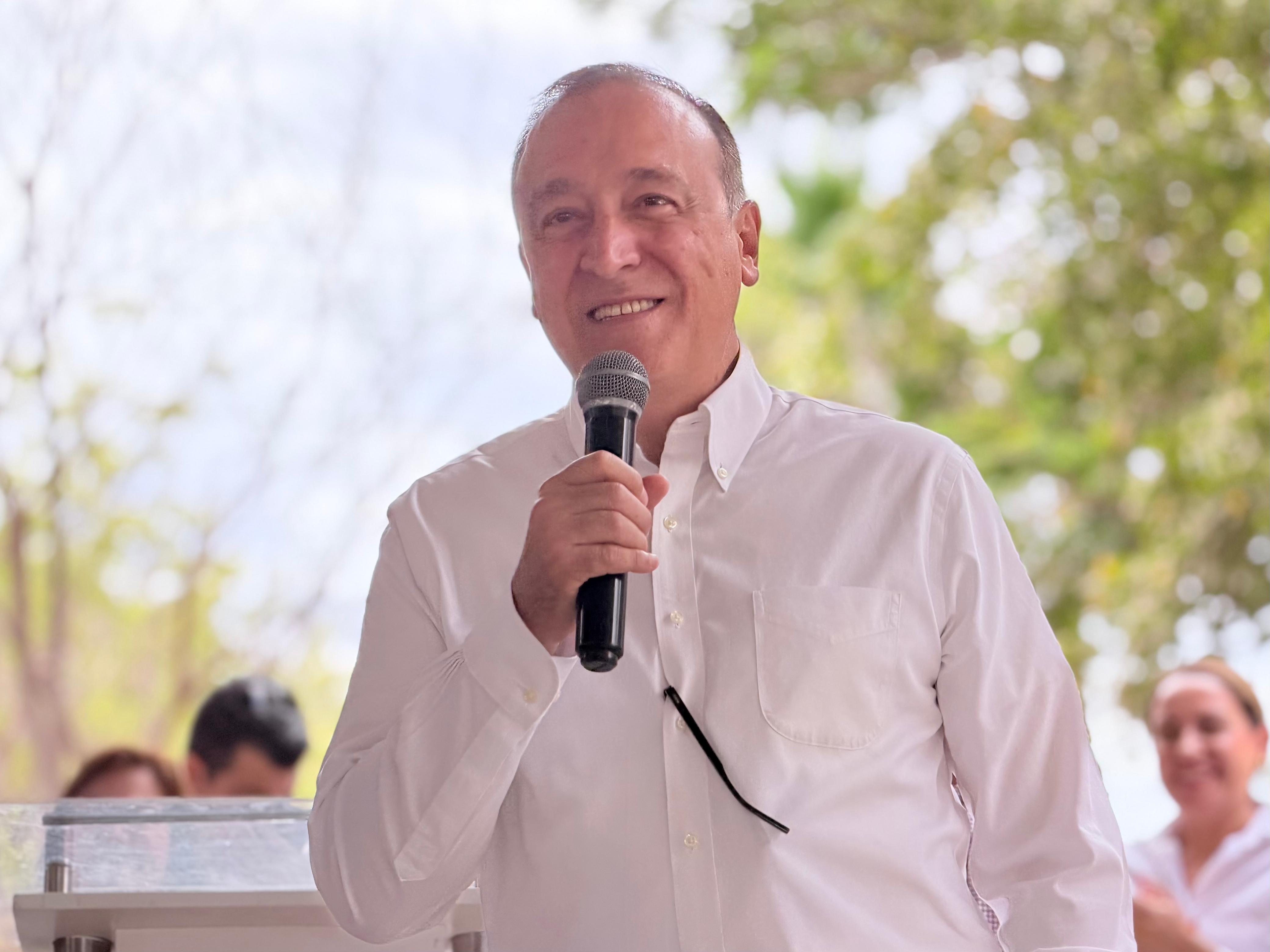 Anuncia Antonio Menéndez buenas noticias para comunidades de la Sindicatura Central.