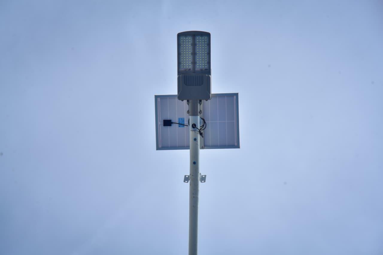 Anuncia Antonio Menéndez instalación de 200 nuevas luminarias en colonias de Los Mochis este mes.
