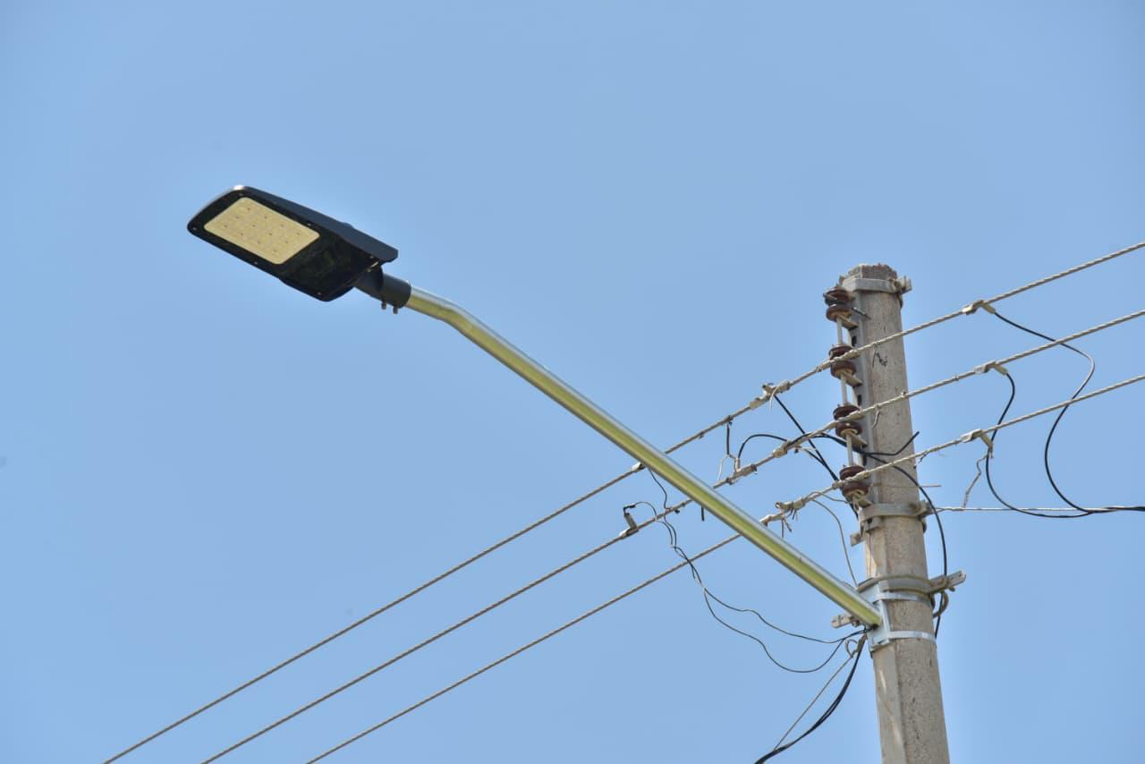 Servicios Públicos ha instalado mil 200 nuevas luminarias este año en la red de alumbrado del Municipio.