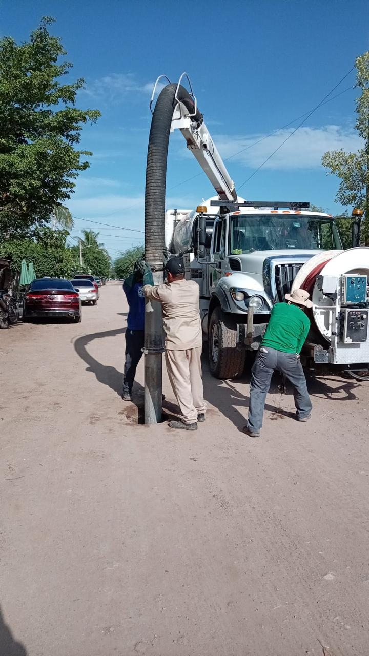 JAPAMA mantiene trabajos de reparación y rehabilitación en zona urbana y rural.