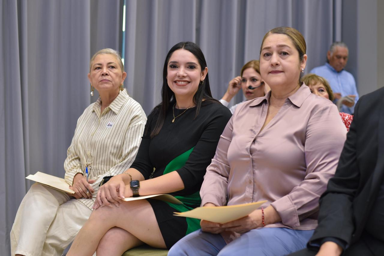 Educación Ahome celebra exitoso conversatorio “Responsabilidades éticas y legales del personal docente”.