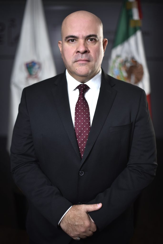 LUIS CARLOS LARA DAMKEN