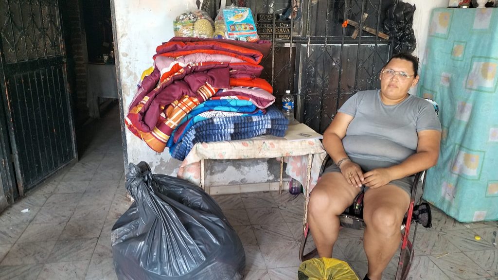 DIF AHOME BRINDA APOYO A FAMILIA AFECTADA POR INCENDIO Y DESTACA LA SOLIDARIDAD DE LA CIUDADANÍA.