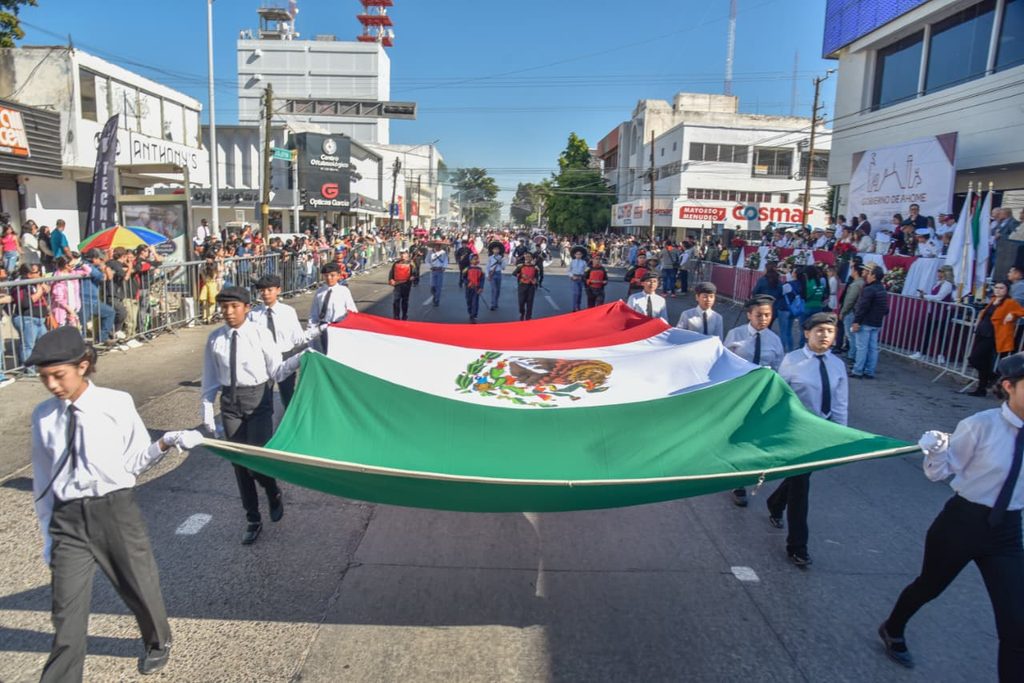 Autoridades invitan a las familias ahomenses a los eventos cívicos por el 216 Aniversario de la Independencia de México.