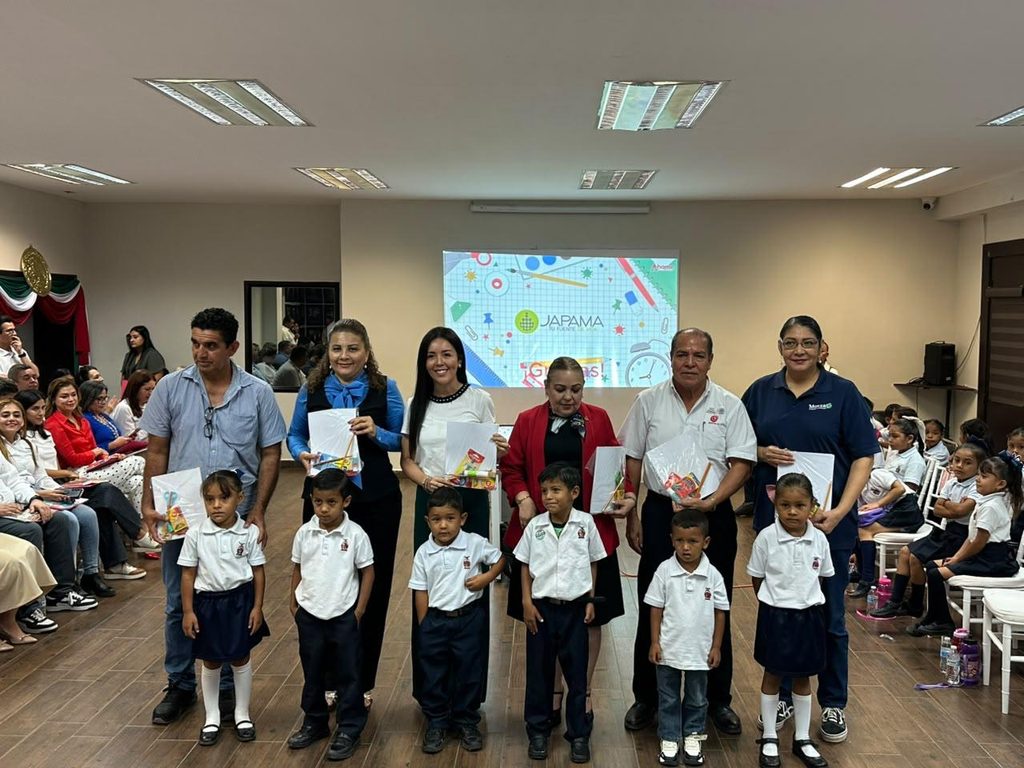 Campaña “Llenemos Mochilas de Sueños” beneficiará a cerca de mil estudiantes de comunidades en Ahome.