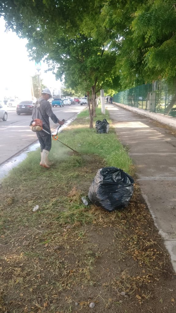 Gobierno de Ahome mantiene atención a espacios deportivos del municipio